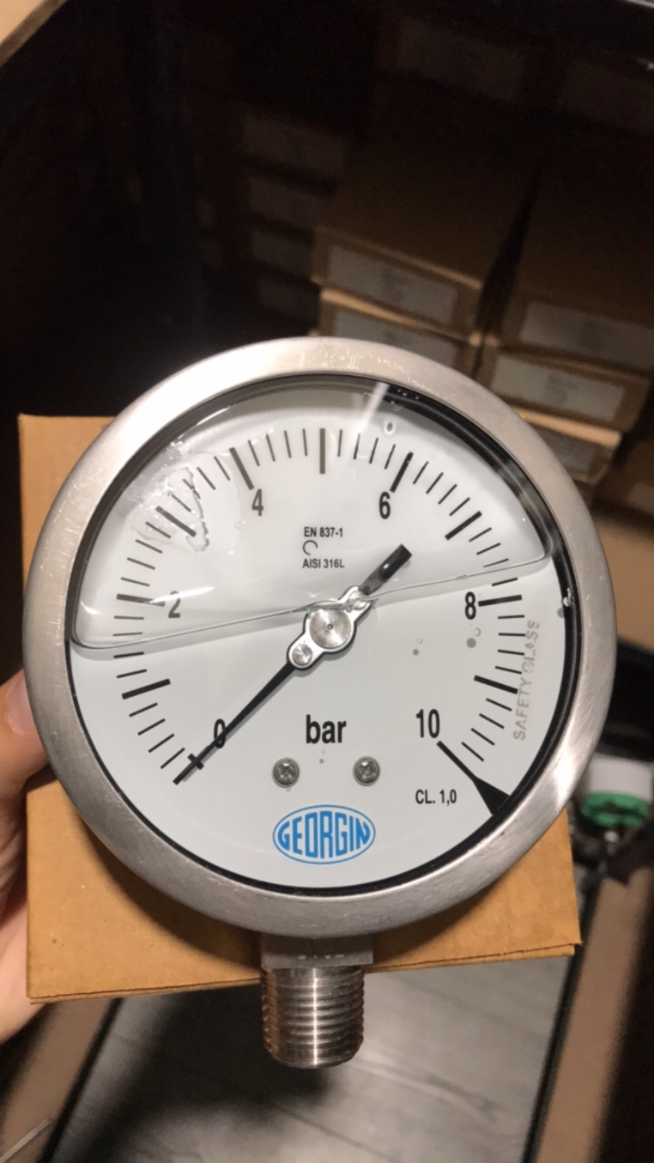 đồng hồ đo áp suất nước
